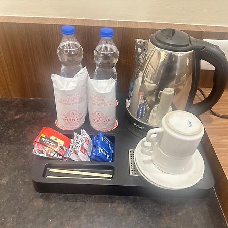 Hotel Amritsar International 2 Min Walk From Amritsar Bus Stand المظهر الخارجي الصورة