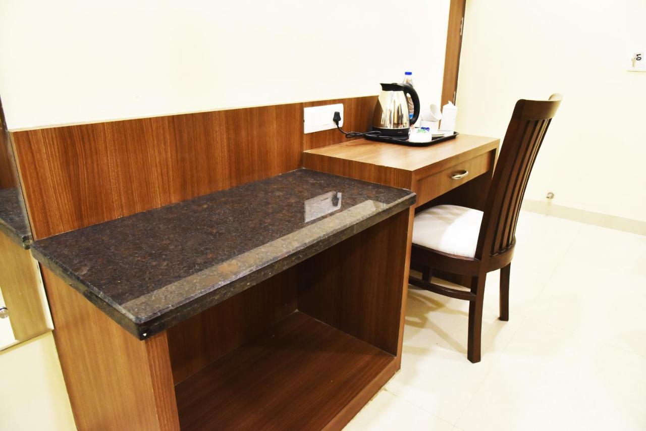 Hotel Amritsar International 2 Min Walk From Amritsar Bus Stand المظهر الخارجي الصورة