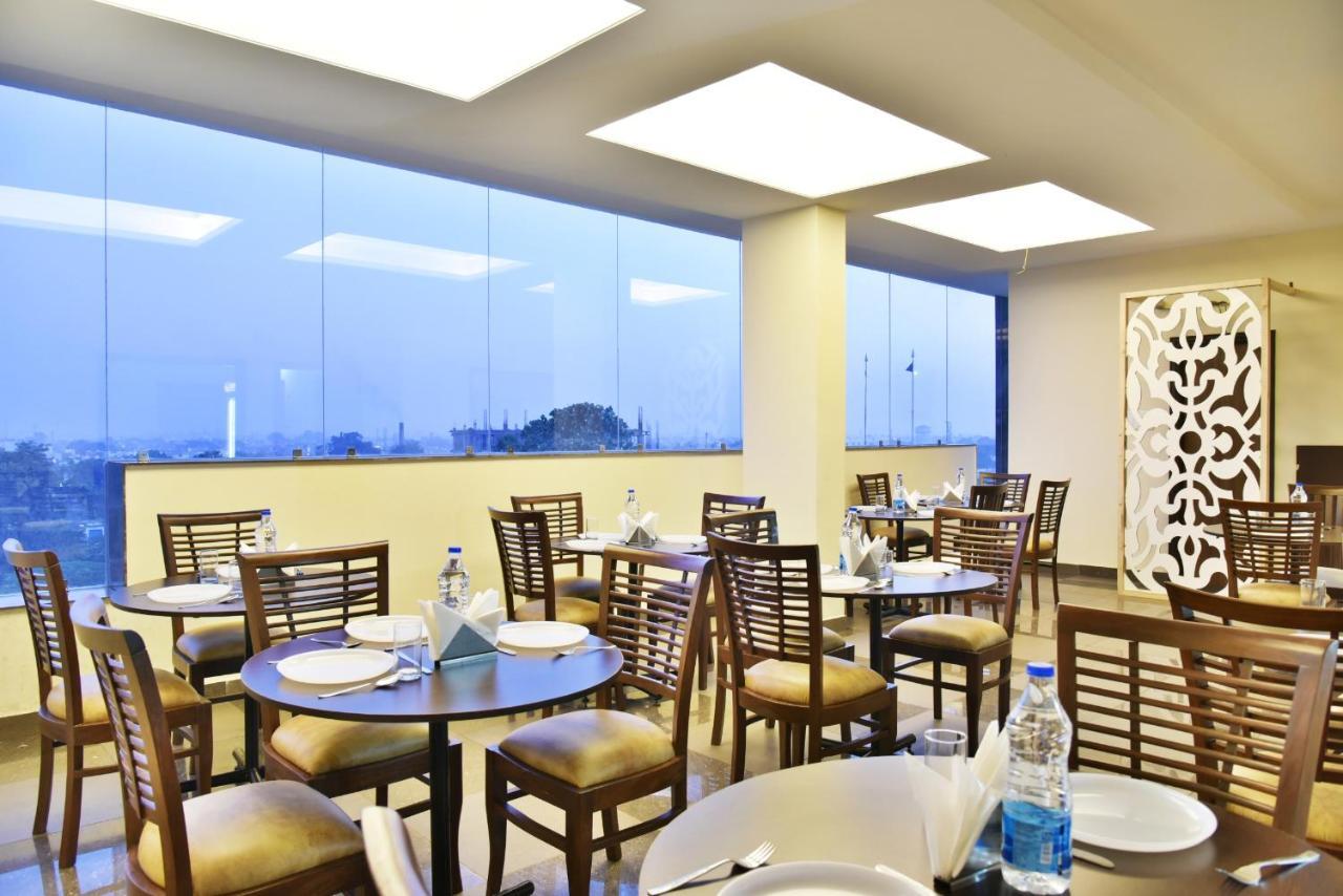 Hotel Amritsar International 2 Min Walk From Amritsar Bus Stand المظهر الخارجي الصورة