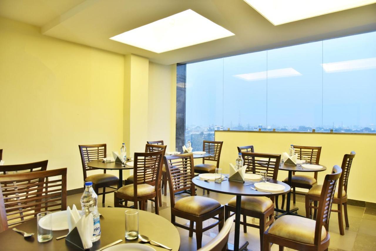 Hotel Amritsar International 2 Min Walk From Amritsar Bus Stand المظهر الخارجي الصورة