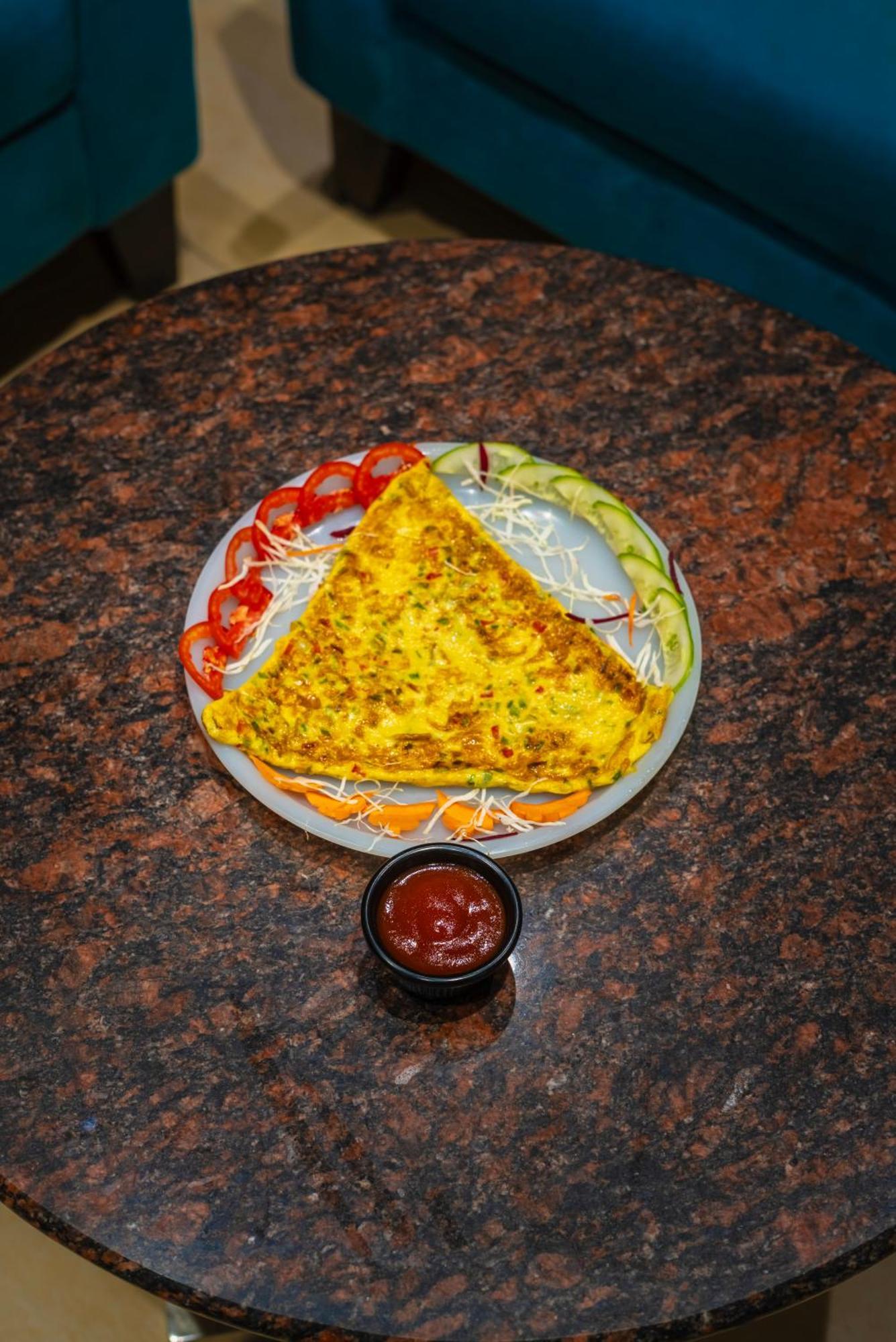 Hotel Amritsar International 2 Min Walk From Amritsar Bus Stand المظهر الخارجي الصورة