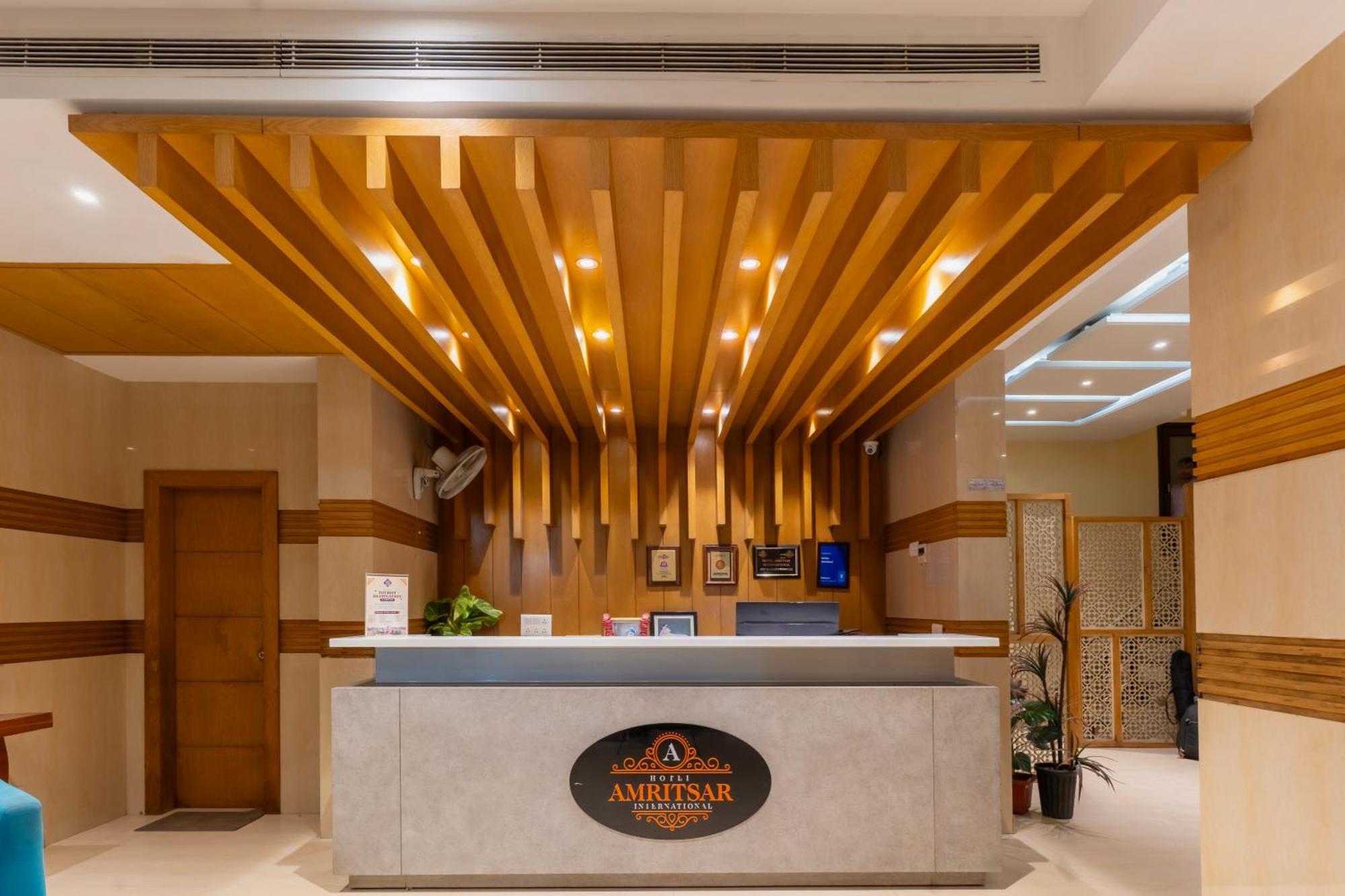 Hotel Amritsar International 2 Min Walk From Amritsar Bus Stand المظهر الخارجي الصورة