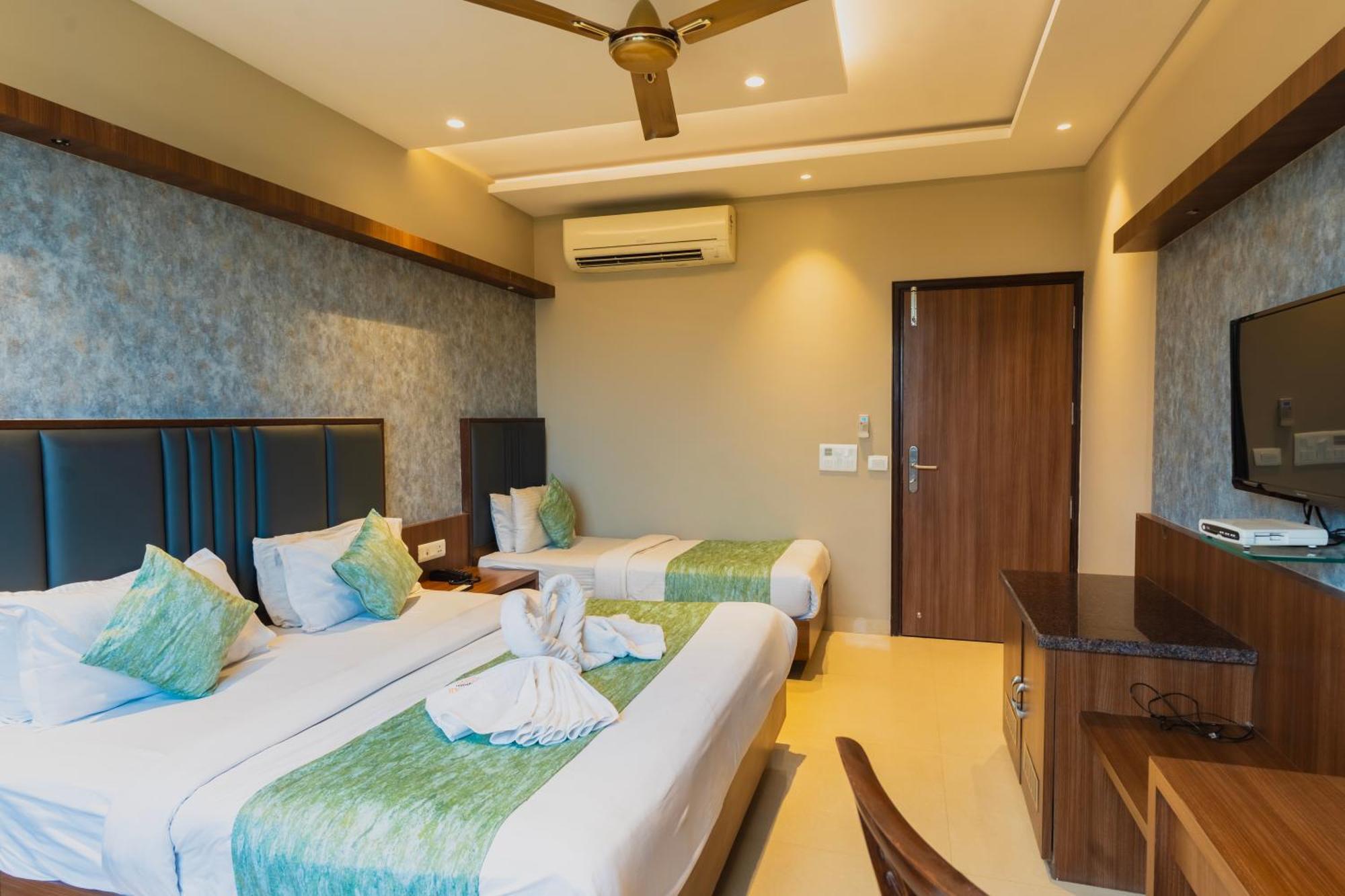 Hotel Amritsar International 2 Min Walk From Amritsar Bus Stand المظهر الخارجي الصورة